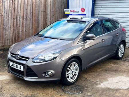 FORD FOCUS 1.6 Titanium Powershift Euro 5 5dr