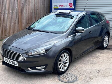 FORD FOCUS 1.0T EcoBoost Titanium Auto Euro 6 (s/s) 5dr